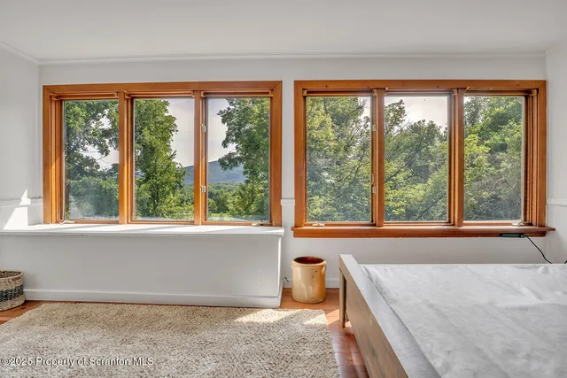 $399,500 | 40 Winola Avenue, Tunkhannock, PA 18657