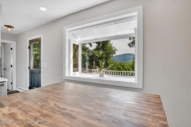 $399,500 | 40 Winola Avenue, Tunkhannock, PA 18657