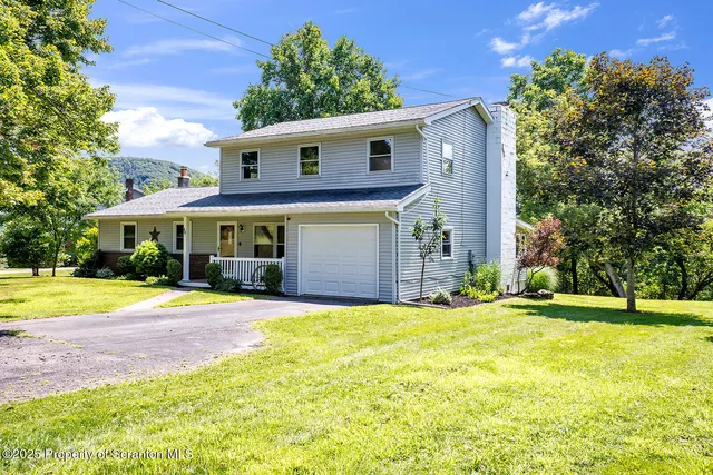 $399,500 | 40 Winola Avenue, Tunkhannock, PA 18657