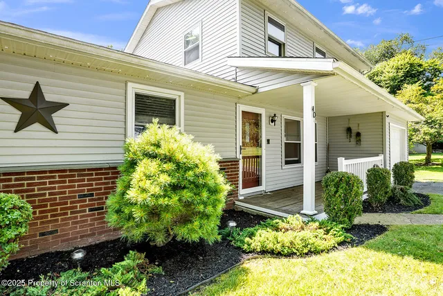 $399,500 | 40 Winola Avenue, Tunkhannock, PA 18657