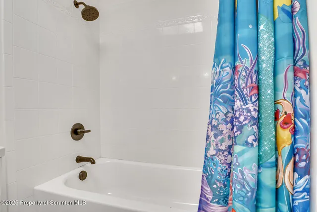 $399,500 | 40 Winola Avenue, Tunkhannock, PA 18657