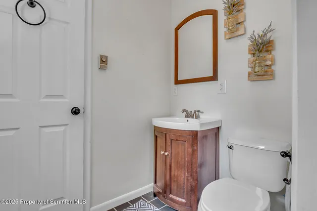 $399,500 | 40 Winola Avenue, Tunkhannock, PA 18657