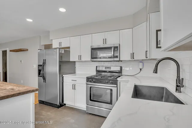 $399,500 | 40 Winola Avenue, Tunkhannock, PA 18657