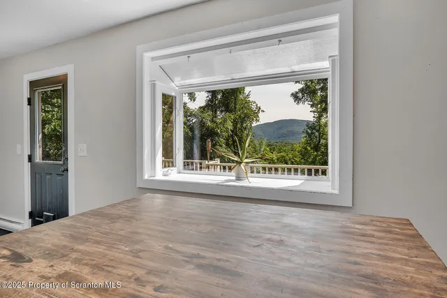 $399,500 | 40 Winola Avenue, Tunkhannock, PA 18657