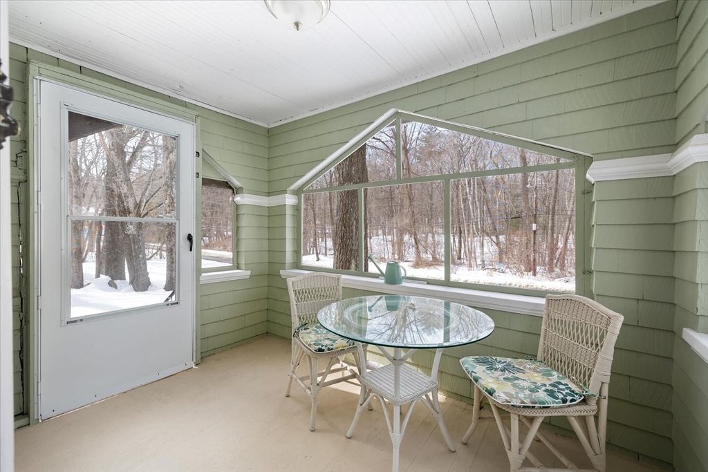 10 A Dawson Road Worcester, MA 01602 - Photo 3 of 24 Gallery Image 3