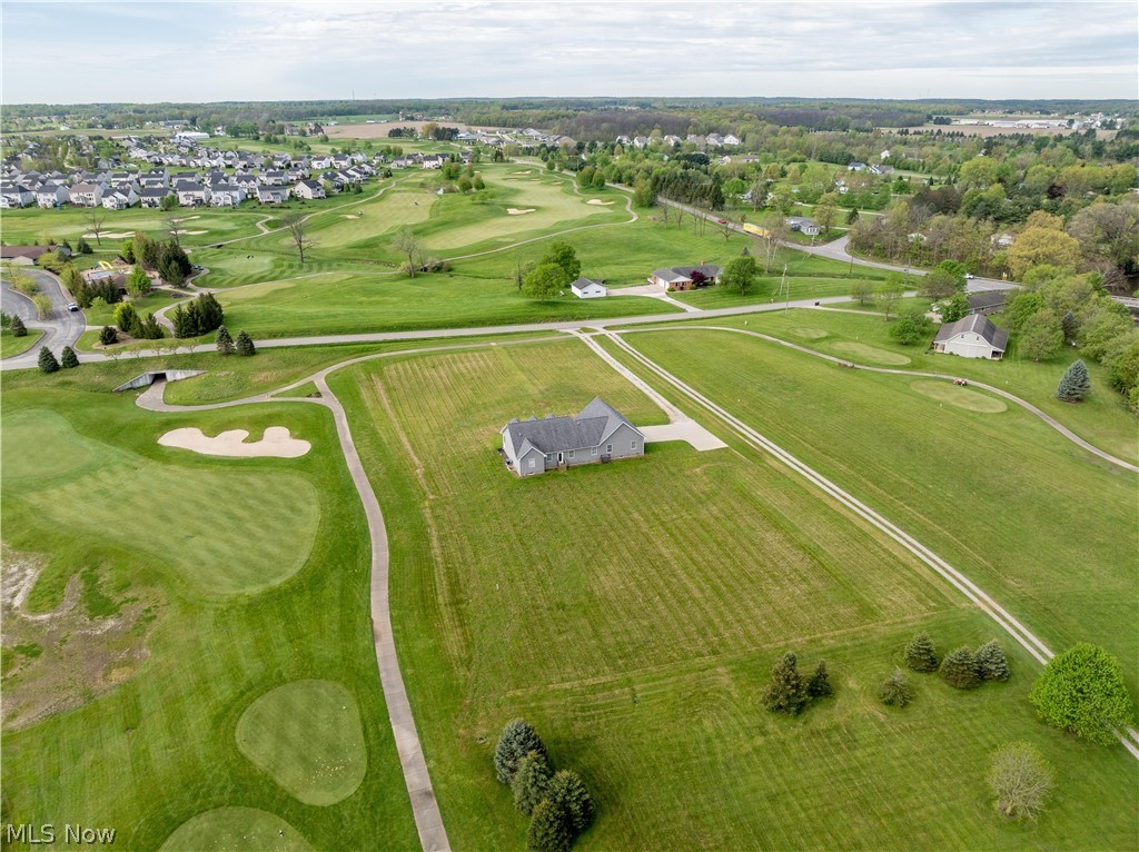 5491 Wolff Road Medina, OH 44256 - Photo 8 of 36 Make an appointment for your private showing today!