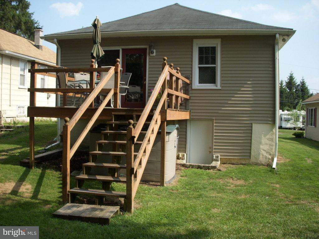 2051 Pennwick Road Lancaster, PA 17601 - Photo 12 of 15