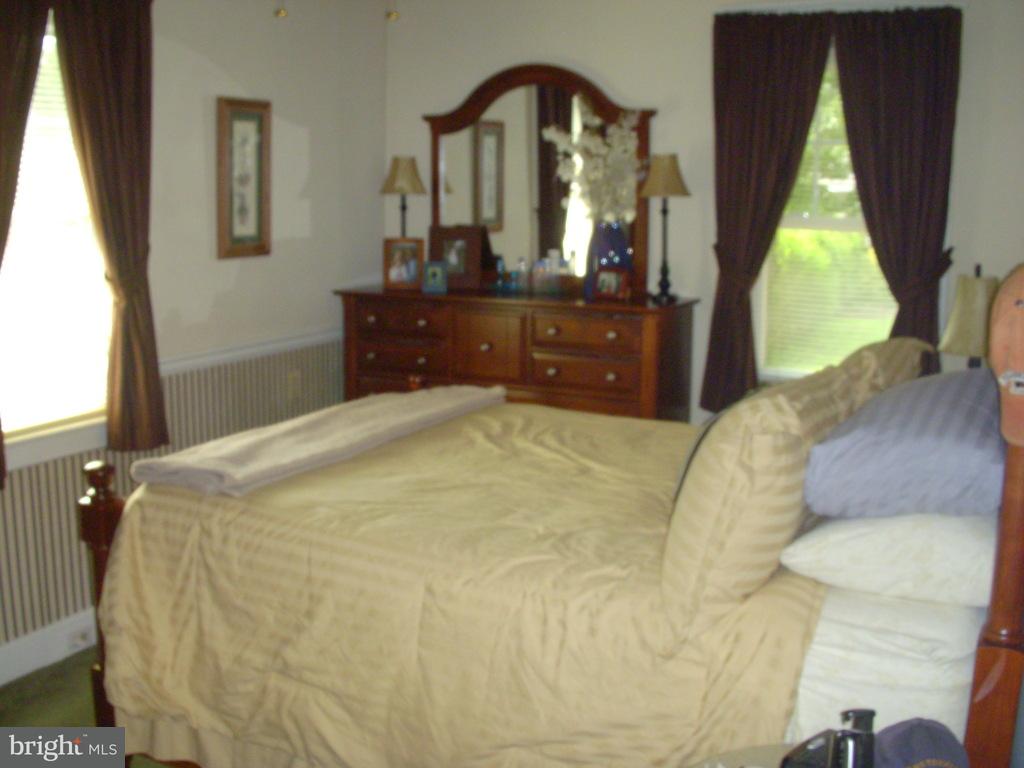2051 Pennwick Road Lancaster, PA 17601 - Photo 4 of 15