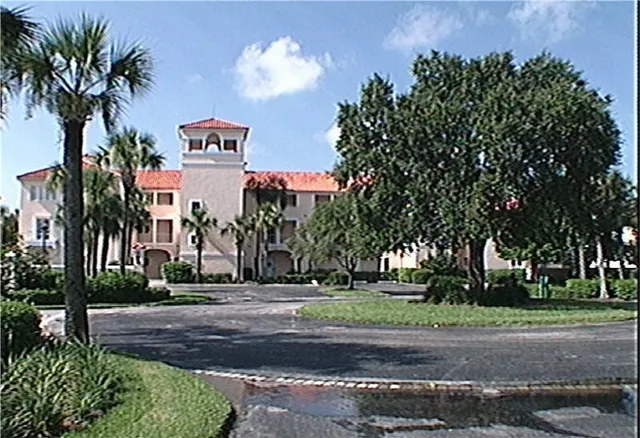 $4,000 | 5035 Harmony Circle, Unit 104, Vero Beach, FL 32967