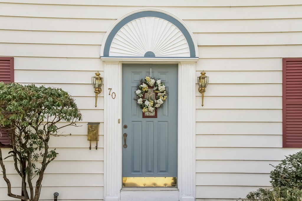 70 Tiffany Street Springfield, MA 01108 - Photo 3 of 24 Gallery Image 3