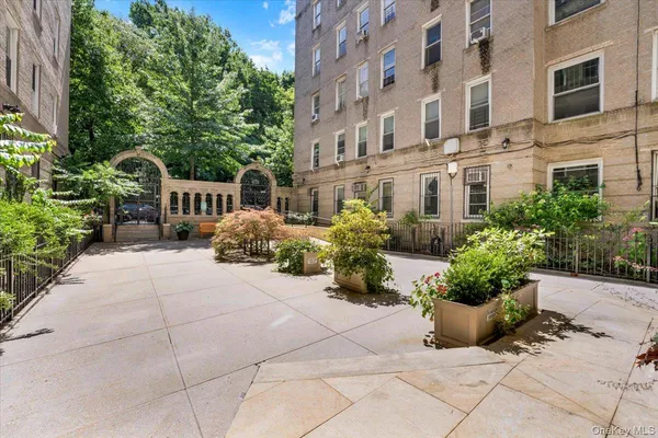 $299,000 | 811 Walton Avenue, Unit C15 | Concourse Village
