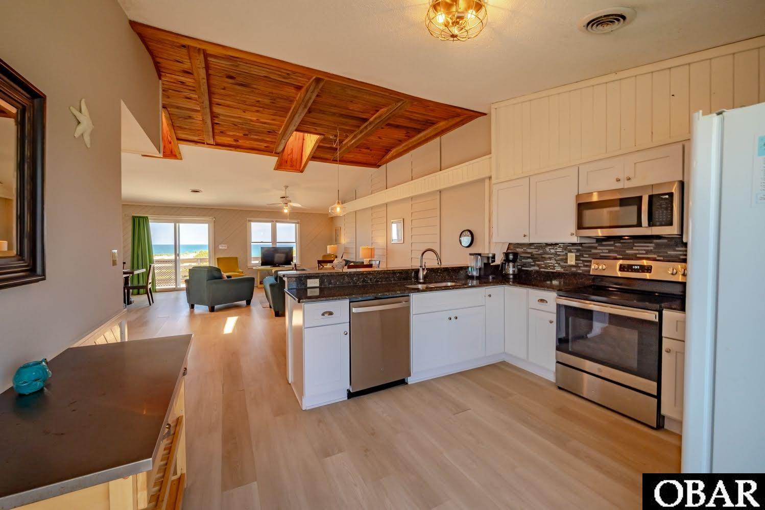 10317 South Old Oregon Inlet Road Nags Head, NC 27959 - Photo 14 of 50 Granite Countertops