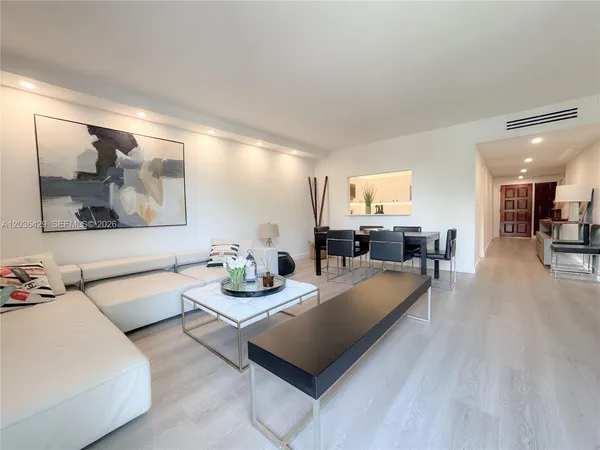 $1,590,000 | 101 Crandon Boulevard, Unit 170, Key Biscayne, FL 33149