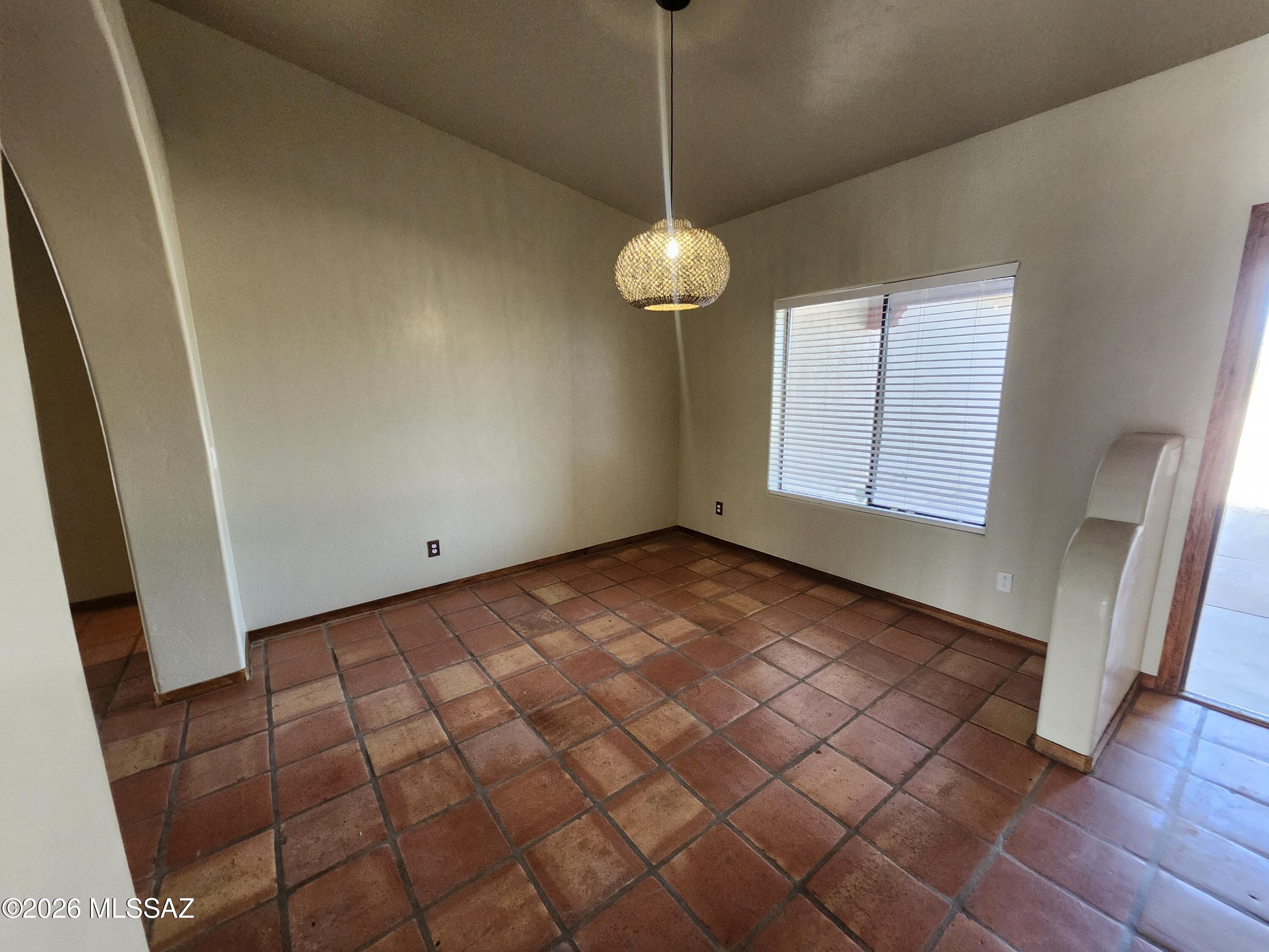 11065 East Snyder Road Tucson, AZ 85749 - Photo 14 of 49 original - 2026-07-06T151647.301