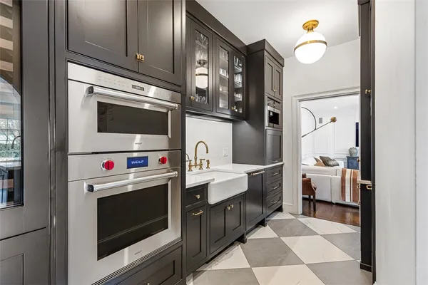 $3,500,000 | 101 Congdon Street, Providence, RI 02906