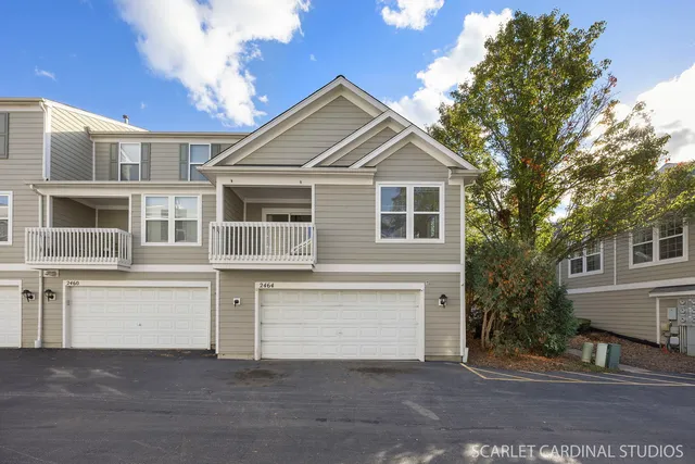 $275,000 | 2464 Emily Lane, Elgin, IL 60124