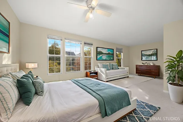 $275,000 | 2464 Emily Lane, Elgin, IL 60124