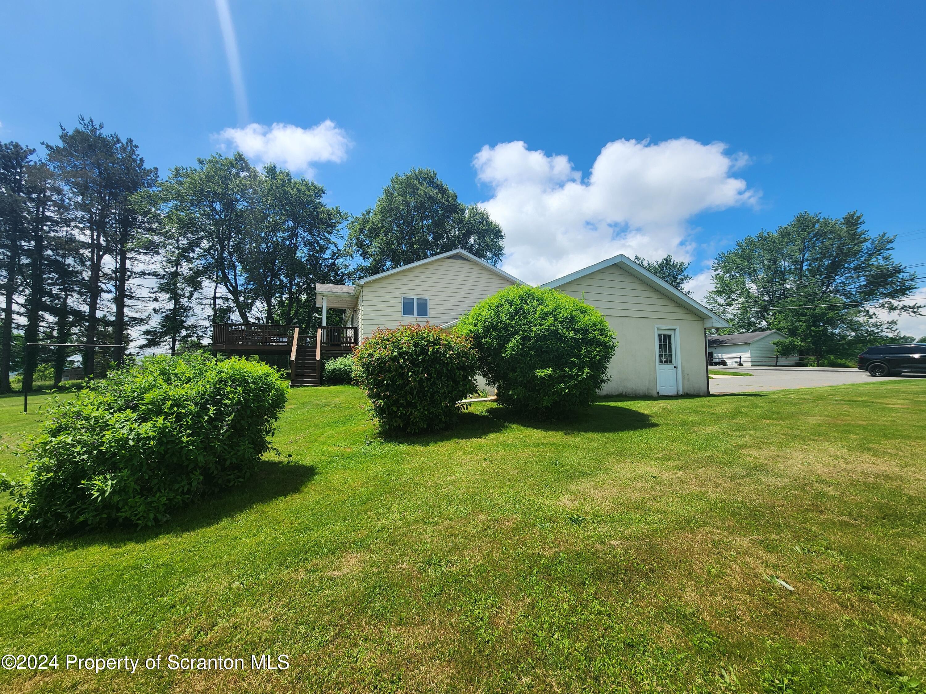 1767 Newton Ransom Boulevard Clarks Summit, PA 18411 - Photo 5 of 36 Gallery Image 5