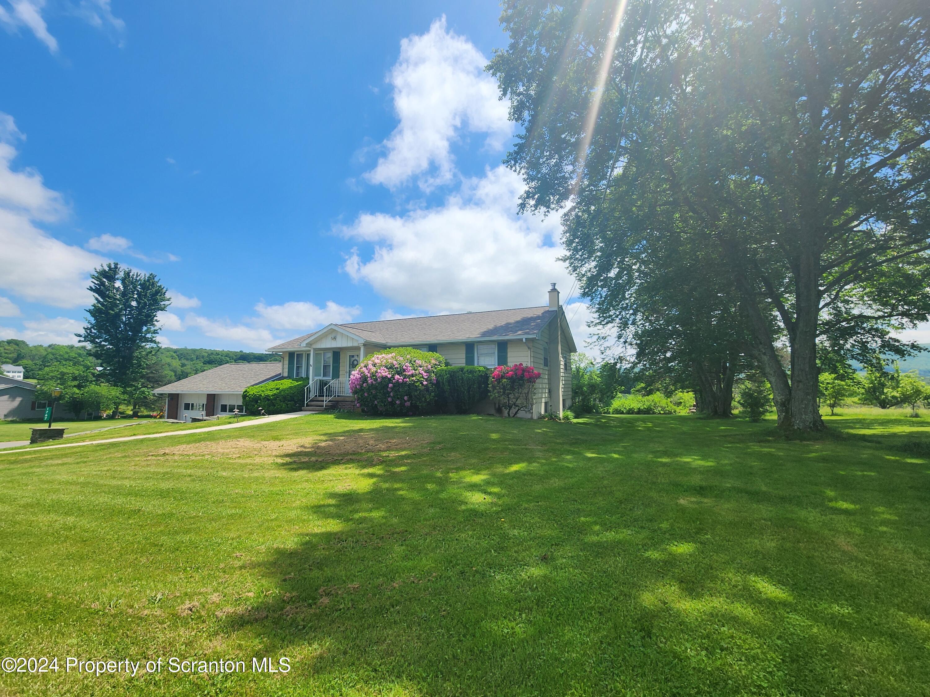 1767 Newton Ransom Boulevard Clarks Summit, PA 18411 - Photo 6 of 36 Gallery Image 6