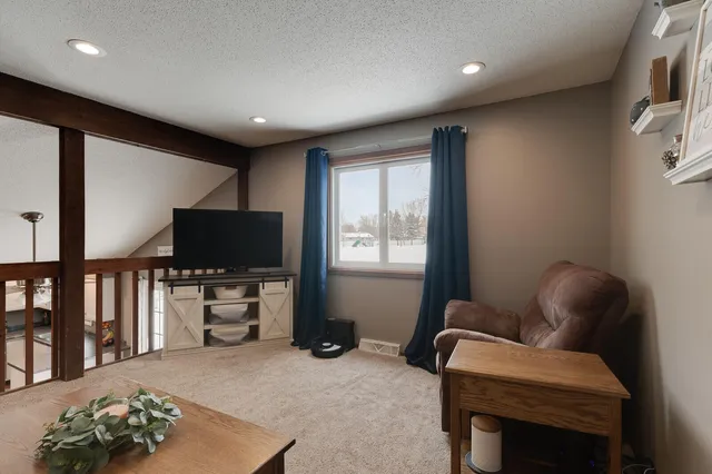 $339,900 | 806 Evergreen Drive, Holmen, WI 54636