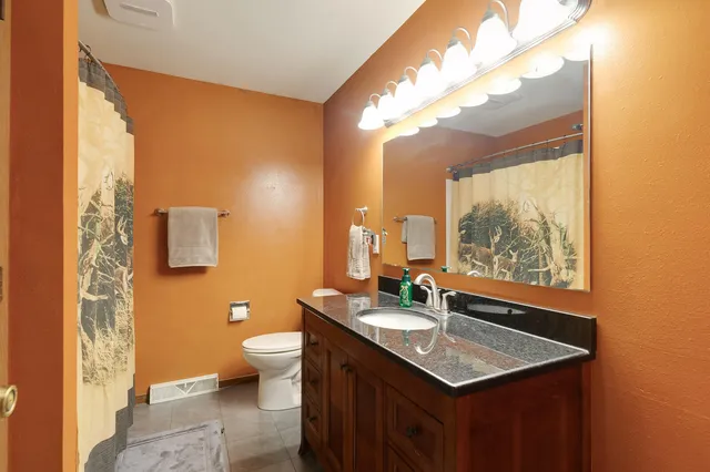 $339,900 | 806 Evergreen Drive, Holmen, WI 54636