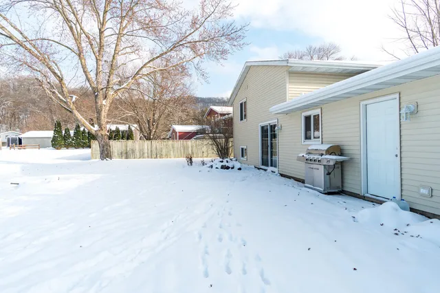 $339,900 | 806 Evergreen Drive, Holmen, WI 54636