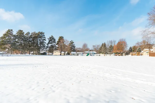 $339,900 | 806 Evergreen Drive, Holmen, WI 54636