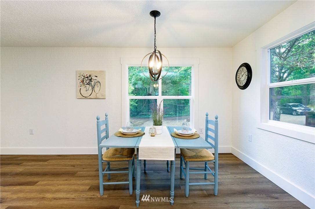 4228 Sunnyslope Road Southwest Port Orchard, WA 98367 - Photo 11 of 36 Gallery Image 11