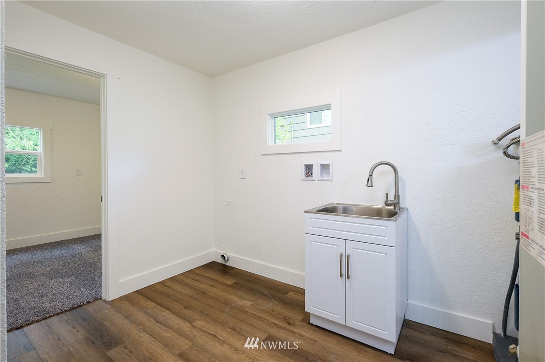 4228 Sunnyslope Road Southwest Port Orchard, WA 98367 - Photo 22 of 36 Gallery Image 22