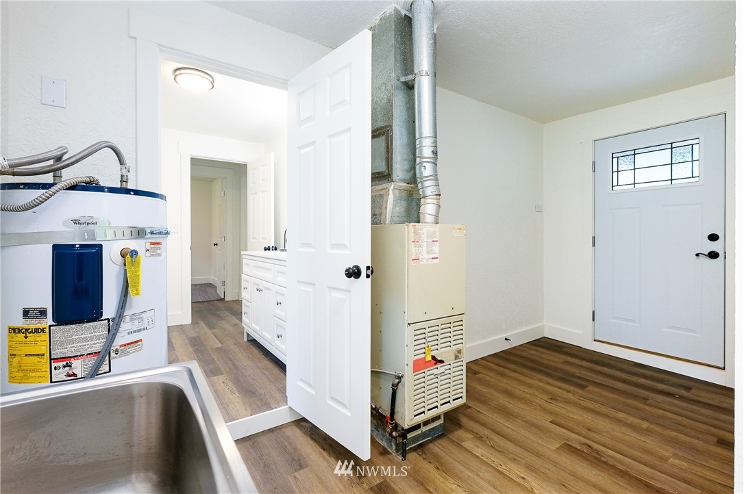 4228 Sunnyslope Road Southwest Port Orchard, WA 98367 - Photo 23 of 36 Gallery Image 23