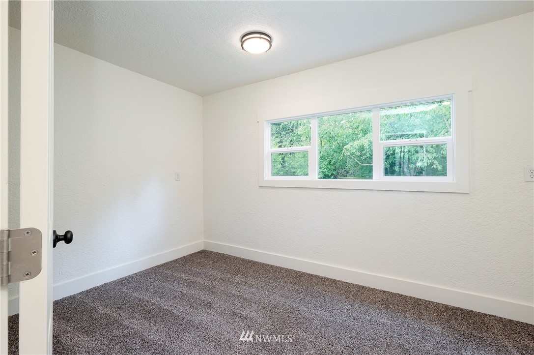 4228 Sunnyslope Road Southwest Port Orchard, WA 98367 - Photo 24 of 36 Gallery Image 24