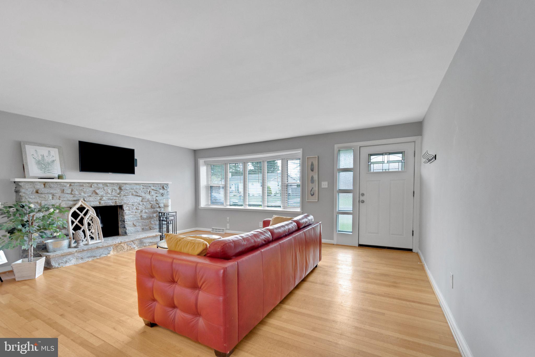416 Neepier Road Catonsville, MD 21228 - Photo 11 of 31 Gallery Image 11