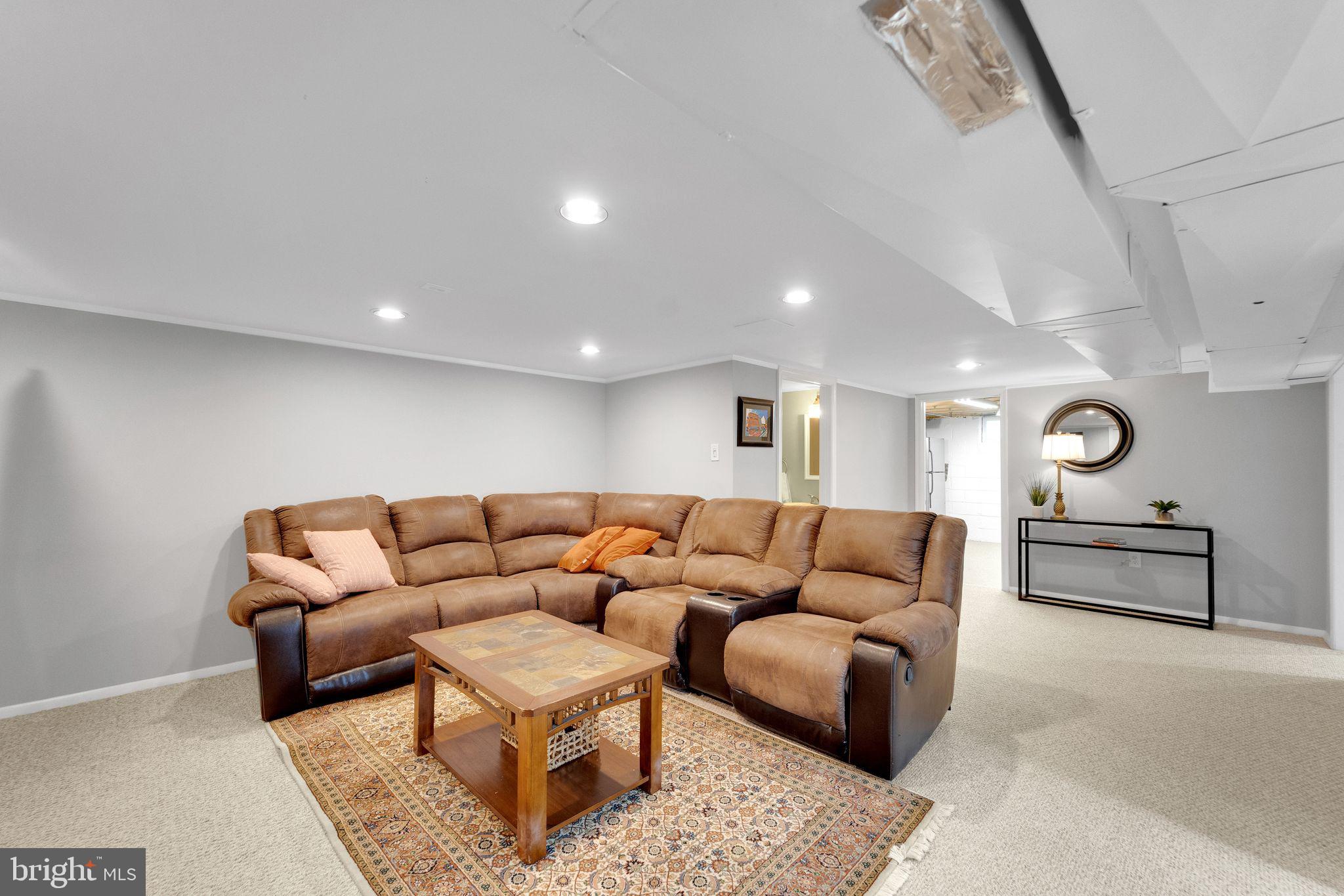 416 Neepier Road Catonsville, MD 21228 - Photo 25 of 31 Gallery Image 25