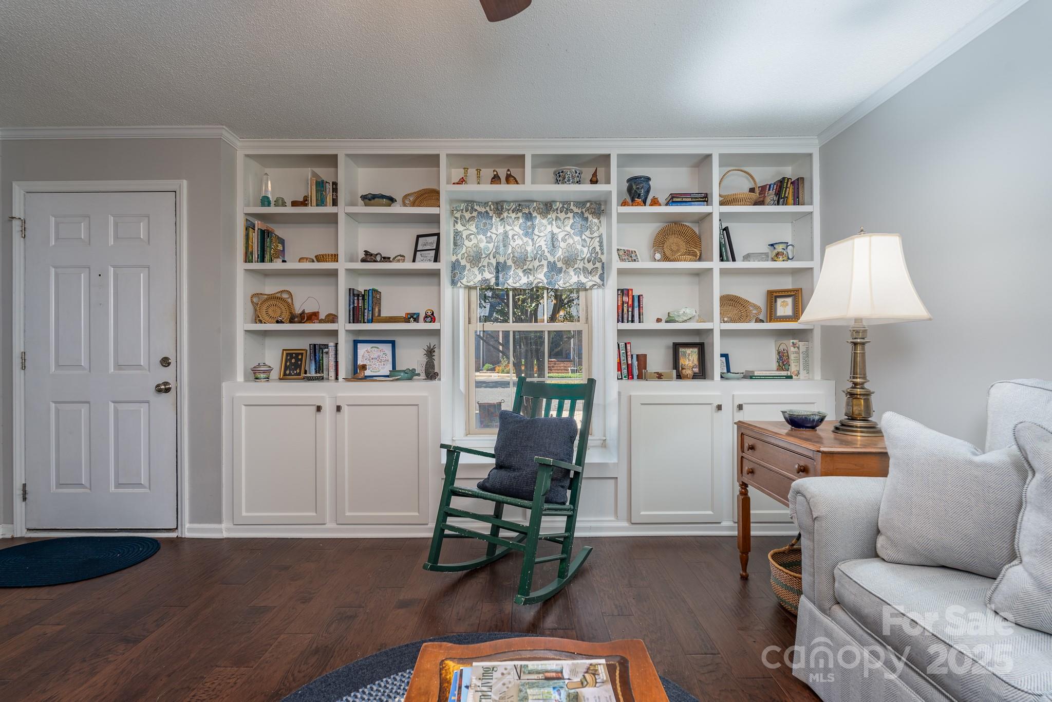 201 Pointe Circle Rock Hill, SC 29732 - Photo 7 of 32 a room with furniture and a book shelf
