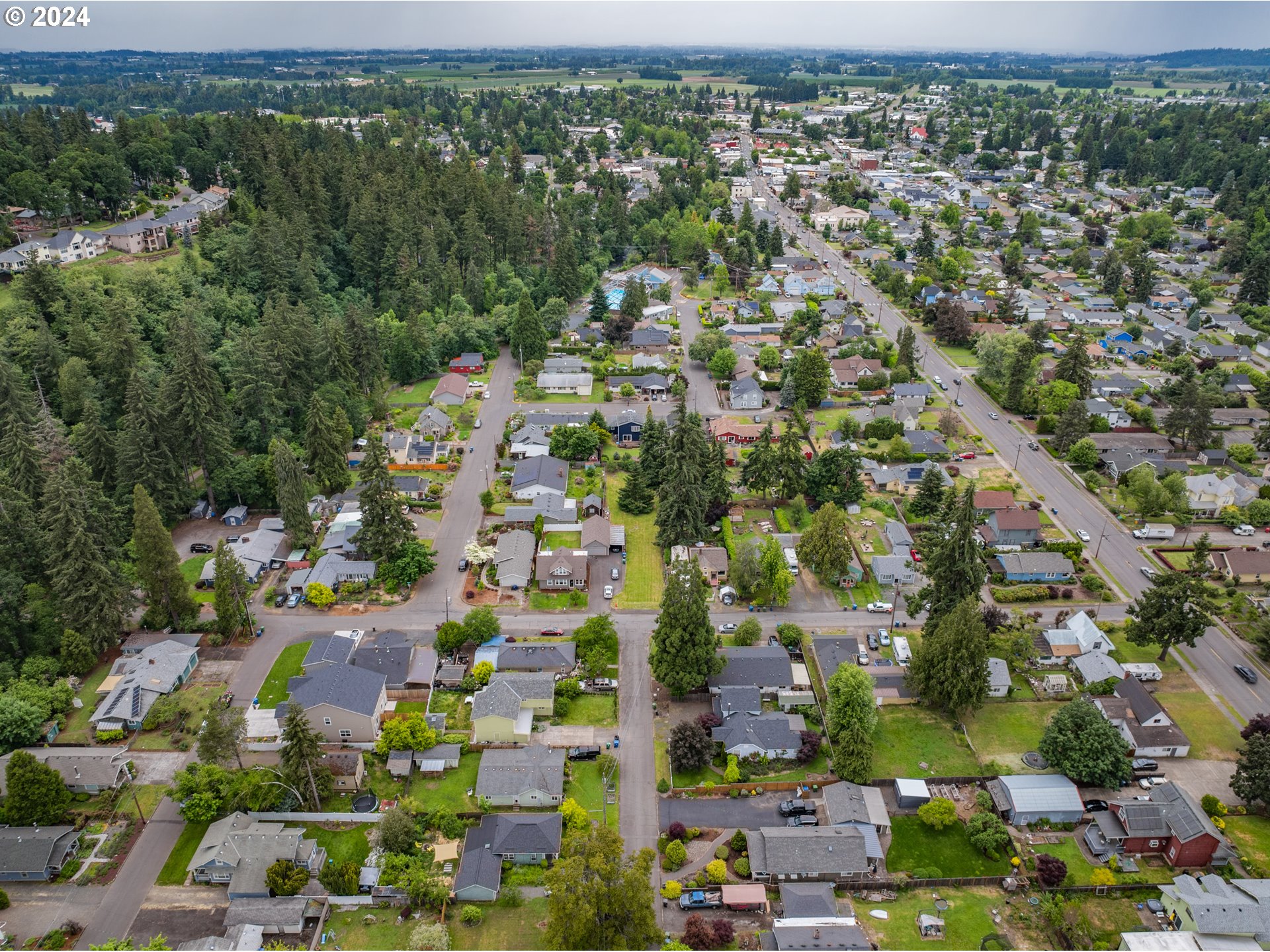 Cowing Silverton, OR 97381 - Photo 8 of 27 an aerial view of multiple house