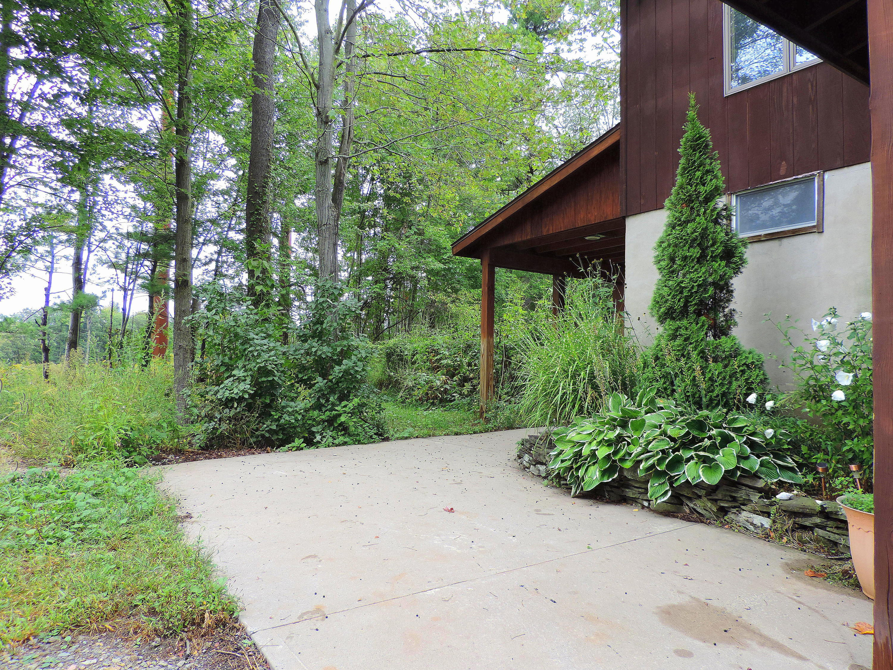 124 Kleinhans Road Hawley, PA 18428 - Photo 38 of 40