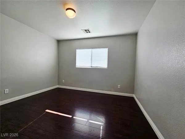 $1,900 | 6161 Wild Lilac Court, Las Vegas, NV 89141