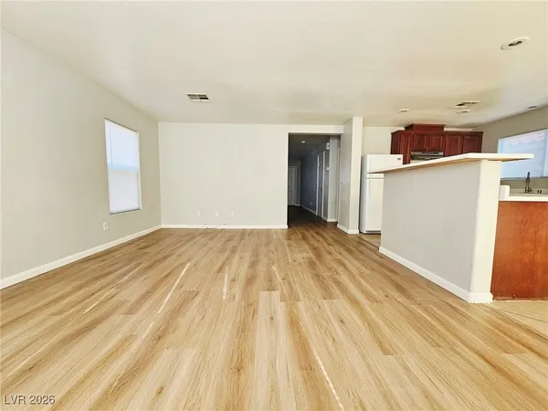 $1,900 | 6161 Wild Lilac Court, Las Vegas, NV 89141