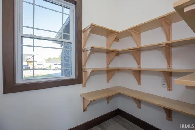 $475,000 | 3527 Sand Drive, Newburgh, IN 47630