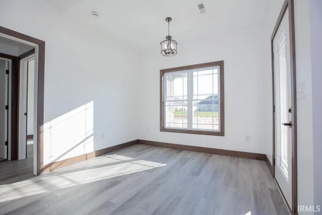 $475,000 | 3527 Sand Drive, Newburgh, IN 47630