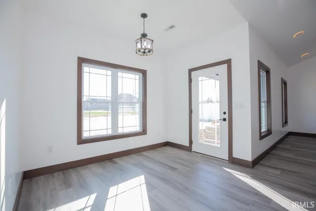 $475,000 | 3527 Sand Drive, Newburgh, IN 47630