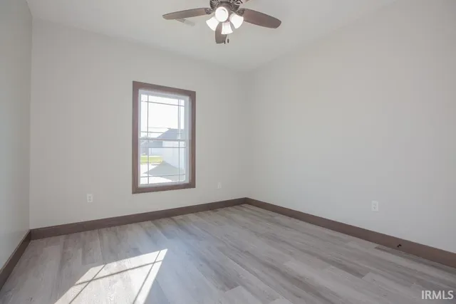 $475,000 | 3527 Sand Drive, Newburgh, IN 47630