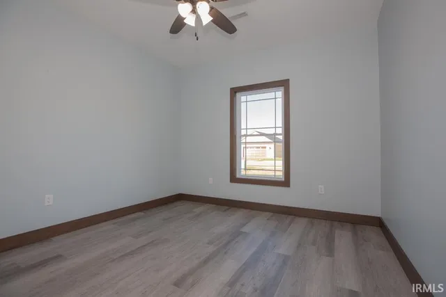 $475,000 | 3527 Sand Drive, Newburgh, IN 47630