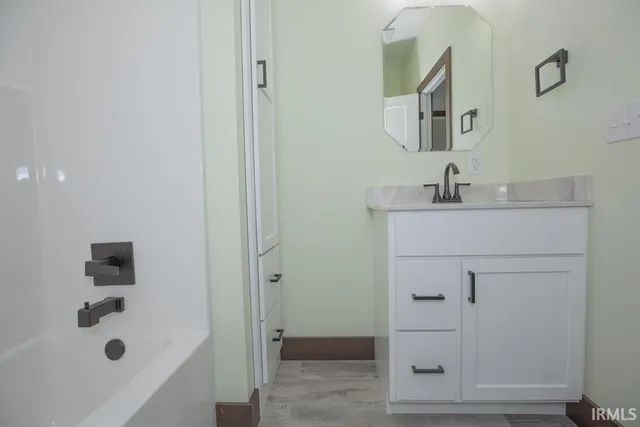 $475,000 | 3527 Sand Drive, Newburgh, IN 47630