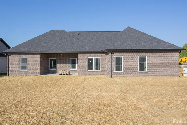 $475,000 | 3527 Sand Drive, Newburgh, IN 47630