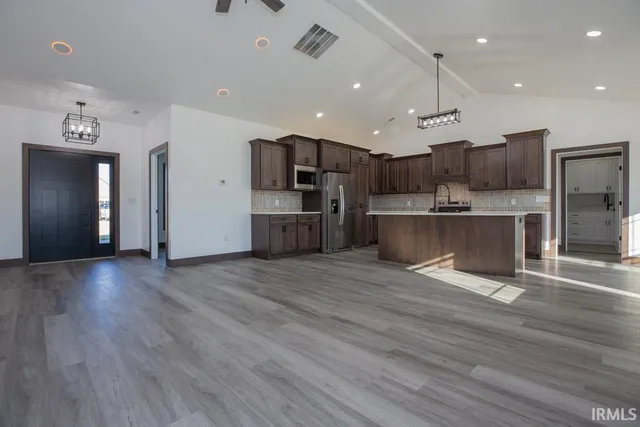 $475,000 | 3527 Sand Drive, Newburgh, IN 47630