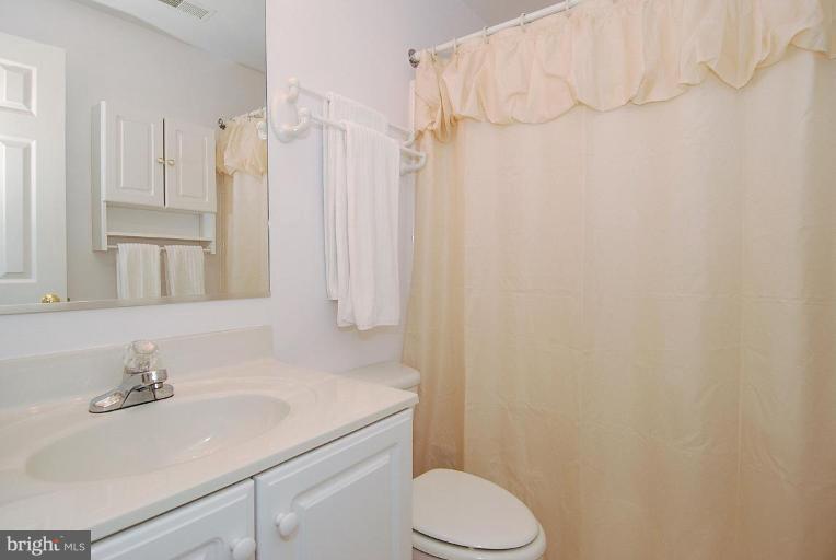 231 Little Quarry Road Gaithersburg, MD 20878 - Photo 23 of 30 Bath #3