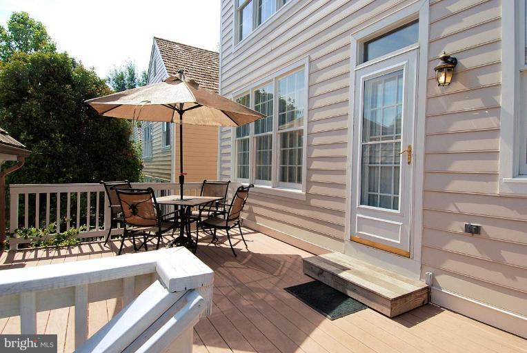 231 Little Quarry Road Gaithersburg, MD 20878 - Photo 24 of 30 Deck