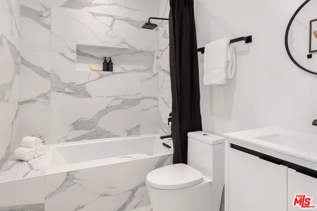 $4,199,000 | 4256 Tarzana Estates Drive, Tarzana, CA 91356