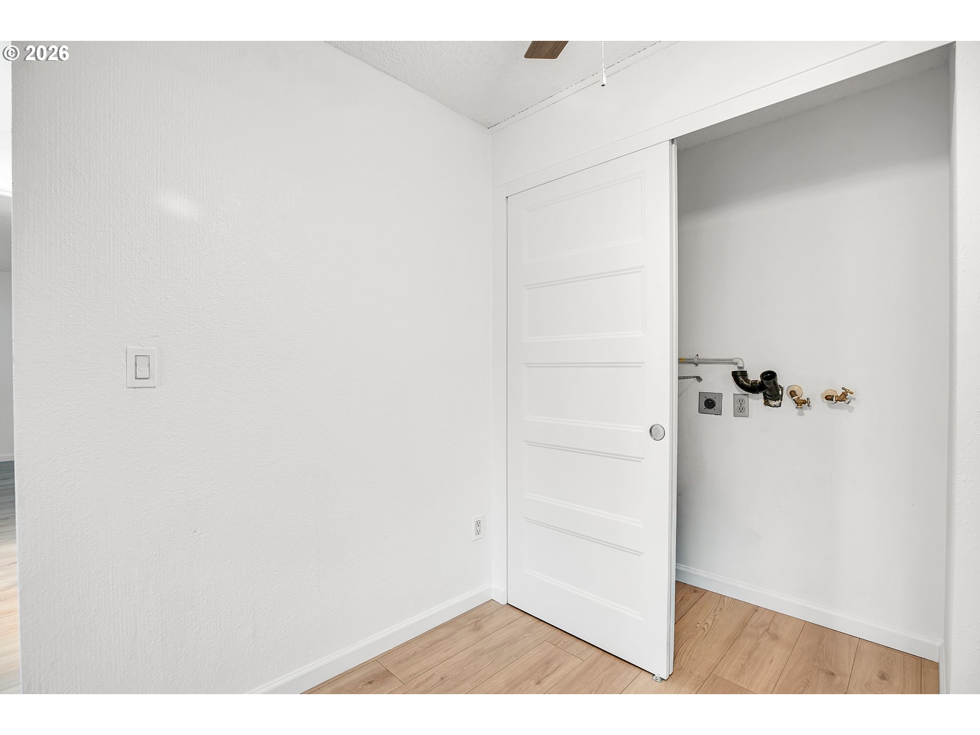 5488 Southwest Alger Avenue, Unit 5 Beaverton, OR 97005 - Photo 22 of 45